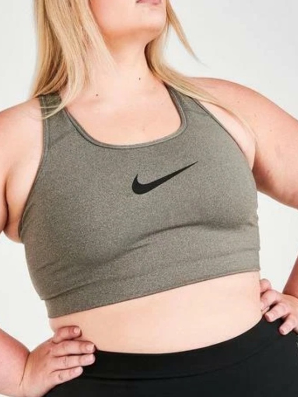 Nike Dri-FIT Women Plus Sz 2X Gray Swoosh Medium Support Non-Padded Sports Bra
